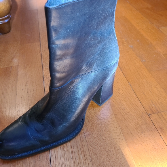 Sz 7 NineWest 3" heels - Picture 2 of 6